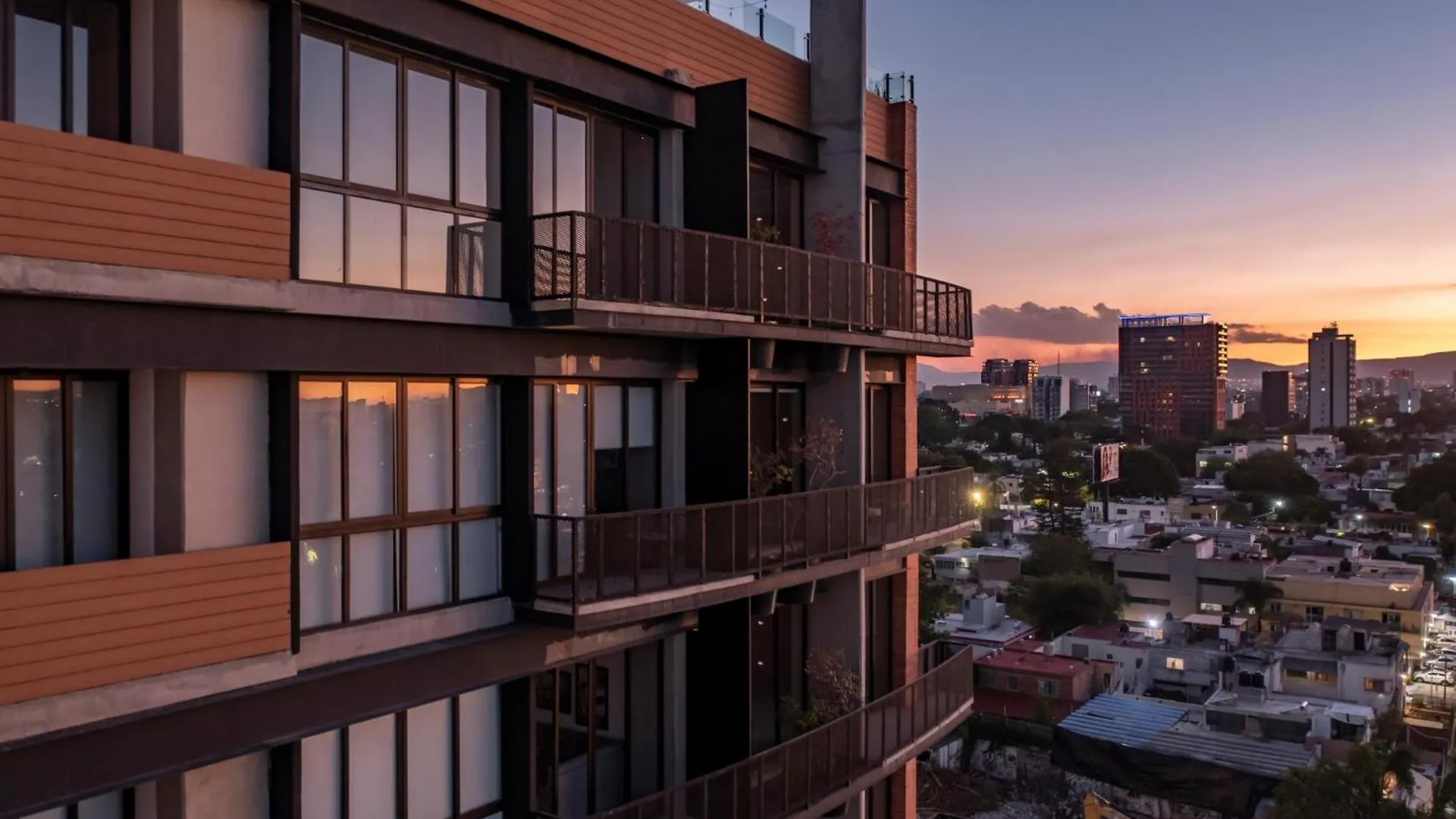 Hotel Loft Of Greens In The Heart Of Americana Witgdl Guadalajara